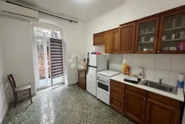 1SKL u zgradi sa novom fasadom, Rijeka, Wohnung