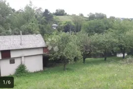 Sesvete, građ. zemljište 1800m2, postojeći objekt 30 m2, Zagreb, Land