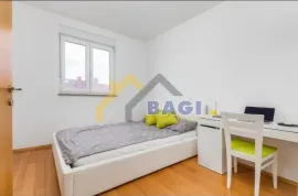 Valbandon Stan 64m2- 2SS+DB-parking, Fažana, Appartment