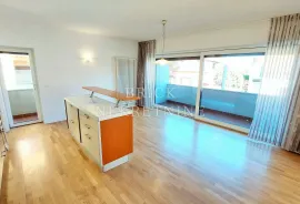 STAN, NAJAM, ZAGREB, ŠALATA, 150 m2, 4-soban, Zagreb, Wohnung