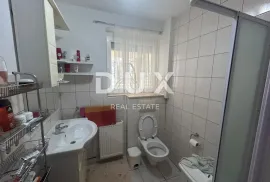 ŠIBENIK, BILICE - Kuća s 5 apartmana 100 m od mora, Šibenik - Okolica, بيت