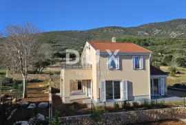 MALI LOŠINJ - Novogradnja s predivnim pogledom na more, Mali Lošinj, Дом