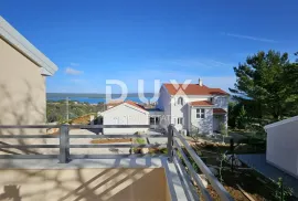 MALI LOŠINJ - Novogradnja s predivnim pogledom na more, Mali Lošinj, Дом