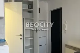 Novi Sad, Socijalno, Vuka Karadžića, 0.5, 22m2, Novi Sad - grad, Appartment