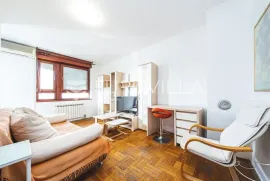 Zagreb, Trnje, dvosoban stan NKP 57 m2, Zagreb, Flat