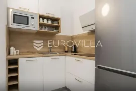 Zadar, Petrići dvosoban apartman za dugoročni najam, mini hotelskog kompleksa, Zadar, Apartamento