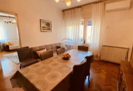 RIJEKA, Bulevard - Stan sa garsonjerom 130 m2 + vrt, Rijeka, Daire