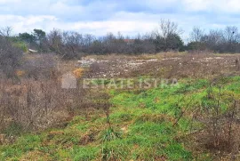 Istra, Hrboki - građevinska parcela 771 m2, 3 km od mora, Barban, Land