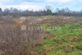 Istra, Hrboki - građevinska parcela 771 m2, 3 km od mora, Barban, Land