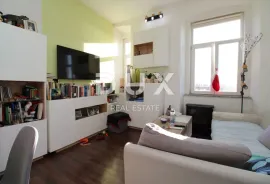 RIJEKA, CENTAR - 2S+DB u samome centru grada, Rijeka, Apartamento