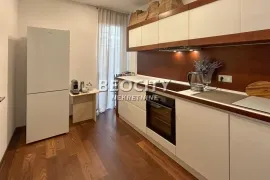 Vračar, Hram Svetog Save, , 3.0, 160m2, Vračar, Appartement