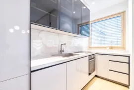 Zagreb, Petrova, NOVOGRADNJA, trosoban stan  NKP 75 m2 + GPM, Zagreb, Flat