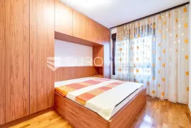 Zagreb, Trnje, prekrasan trosoban stan +2 GPM  NKP 92m2, Zagreb, Kвартира