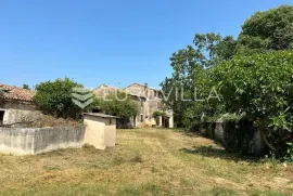 Istra, Vižinada, autentično istarsko imanje s kamenim kućama, Vižinada, Casa