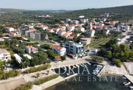 APARTMANI U NOVOGRADNJI S POGLEDOM NA MORE I GRATIS PARKINGOM - SUKOŠAN, Sukošan, Apartamento