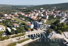 APARTMANI U NOVOGRADNJI S POGLEDOM NA MORE I GRATIS PARKINGOM - SUKOŠAN, Sukošan, Appartamento