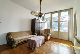 Zagreb, Centar, Šalata, trosoban stan, lođa, balkon i garaža, Zagreb, Appartement