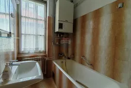 Zagreb, Centar, Šalata, trosoban stan, lođa, balkon i garaža, Zagreb, Appartement