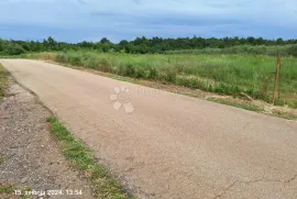 Tar poljoprivredno zemljište, Poreč, Tierra