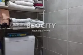 Novi Sad, Nova Detelinara, Dr Svetislava Kasapinovića, 3.5, 70m2, Novi Sad - grad, Appartment