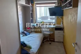 Novi Sad, Nova Detelinara, Dr Svetislava Kasapinovića, 3.5, 70m2, Novi Sad - grad, Appartment