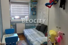 Novi Sad, Nova Detelinara, Dr Svetislava Kasapinovića, 3.5, 70m2, Novi Sad - grad, Appartment