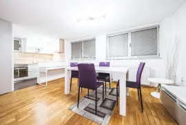 Zagreb, Centar, Draškovićeva ulica, dvoetažan trosoban stan 85 m2, Zagreb, Apartamento