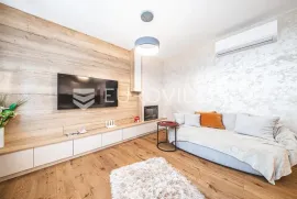 Zagreb, Šalata, predivan trosoban stan 65 m2, Zagreb, Appartamento