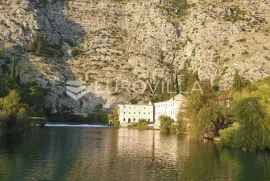 Dubrovnik Okolica - Komolac, Postojeći objekt sa projektom za hotel, Dubrovnik - Okolica, Коммерческая недвижимость