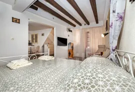 ATRAKTIVAN STAN U STAROJ JEZGRI ROVINJA, Rovinj, Appartment