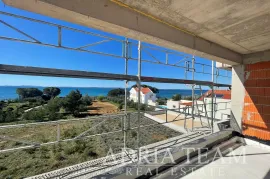 LUKSUZNI APARTMANI U STAMBENOJ ZGRADI, 70M OD MORA - PRIVLAKA - ZADAR, Privlaka, Apartamento