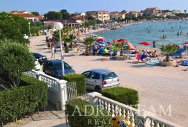 APARTMANI 3u1, IZVRSNA PRILIKA!!! PRVI RED DO MORA, VIR - ZADAR, Vir, Appartment