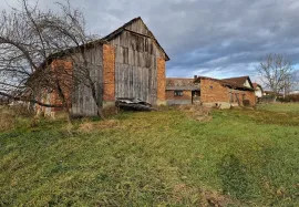 Seosko imanje Milaševac-Čazma, Čazma, Casa