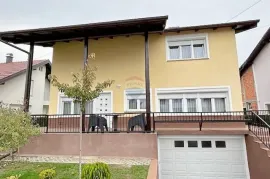 Velika Gorica - moderna obiteljska kuća 308m2, Velika Gorica, بيت