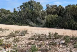 ZEMLJIŠTE NA ATRAKTIVNOJ LOKACIJI BLIZU MORA, Marčana, Land