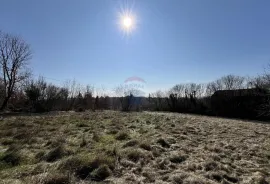 Istra, Buje okolica -kombinacija građevinskog i poljoprivrednog zemljišta, Oprtalj, Land