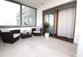 Zagreb, Vrbani III, divan stan blizu jezera, 73m2, Zagreb, Apartamento