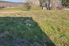 Građevinsko zemljište na odličnoj i mirnoj lokaciji u Kamporu, Rab, Tierra