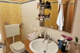 SELCE, UREĐEN STAN SVEGA 300M OD MORA!!!, Crikvenica, Apartamento