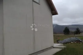 Kuća u mirnom okruženju Gorskog Kotara, Fužine, House