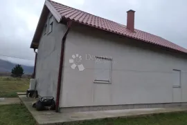 Kuća u mirnom okruženju Gorskog Kotara, Fužine, House