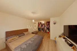 Kuća na dvije etaže 187m2, Hotonj, Vogošća, Casa