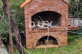 RIJEKA, DONJI ZAMET, etaža sa pogledom na more i garažom, Rijeka, Διαμέρισμα