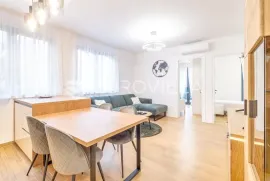 Zagreb, Bosiljevska ulica, moderan i funkcionalan trosoban stan, 67m2 + VPM - PRVI NAJAM, Zagreb, Appartement