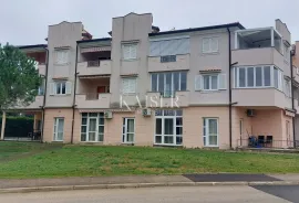 Istra, Novigrad - poslovni prostor, 55m2, Novigrad, Коммерческая недвижимость