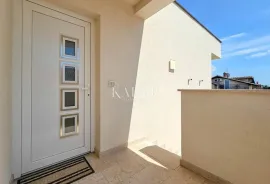 Istra, Novigrad - dvosoban stan sa dnevnim boravkom, 100m2, Novigrad, Wohnung