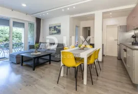 OPATIJA, POBRI - Novouređen stan 2S+DB s prostranom terasom i vrtom, Opatija - Okolica, Appartement