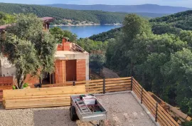 Istra, Peruški - legalizirana kuća u prirodi sa pogledom na more, Marčana, House