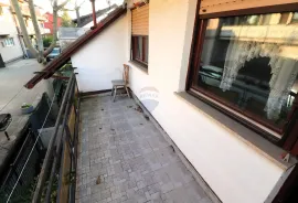 Zagreb, Rudeš, kuća s dva stana i garažom, 170m2, Zagreb, Casa