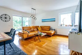 Prekrasan stan u Mlinovima, Zagreb, Apartamento